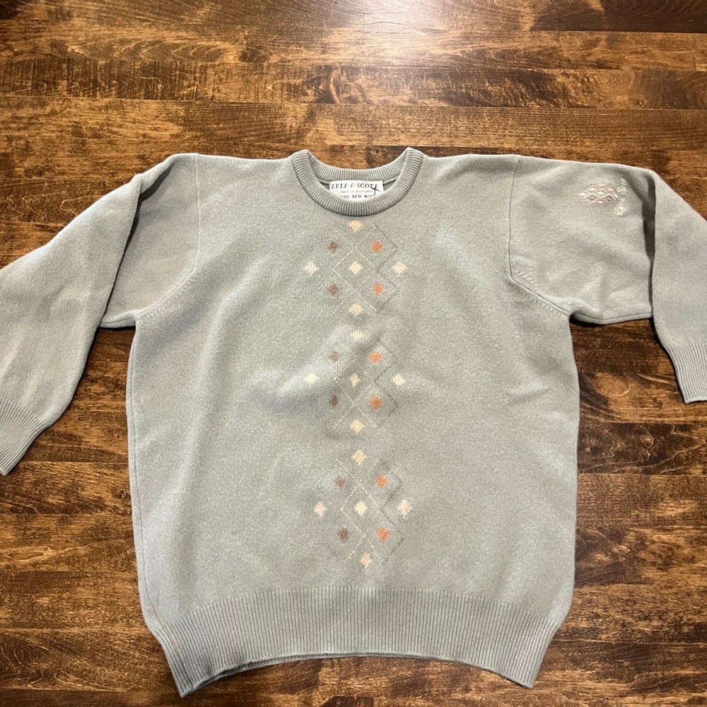 Lyle & Scott blue Gray Sweater with Diamond Accents
